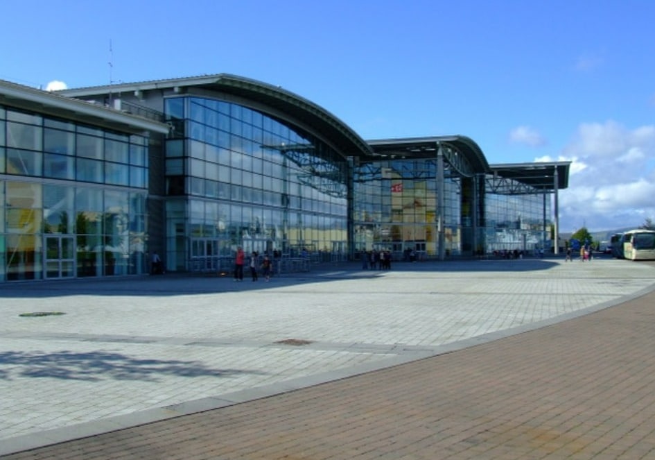 Braehead Shopping Centre's front space
