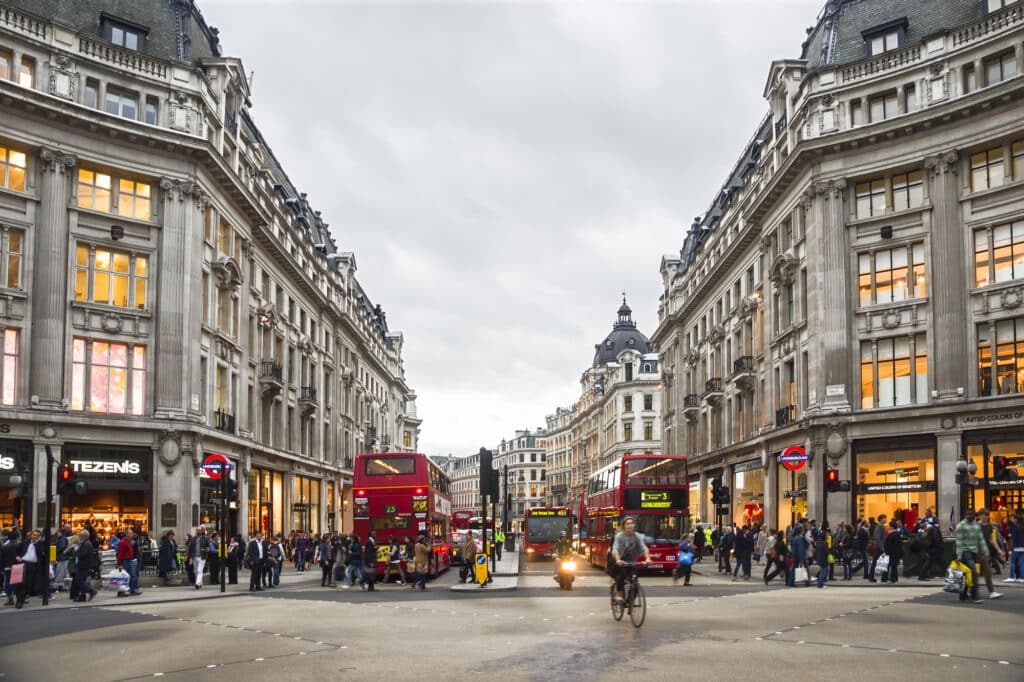 oxford street shopping london
